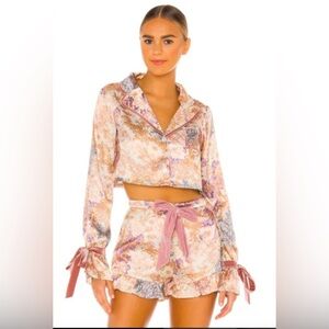 Luna blouse & Aurora Shorts